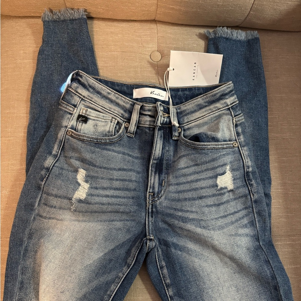 NWT Kancan Women's Blue Distressed Jeans